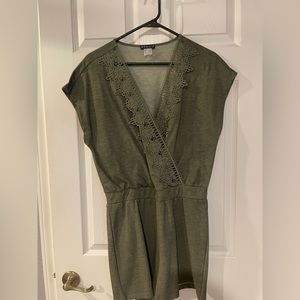 VENUS // Olive Green Romper with Lace Detail // LIKE-NEW!